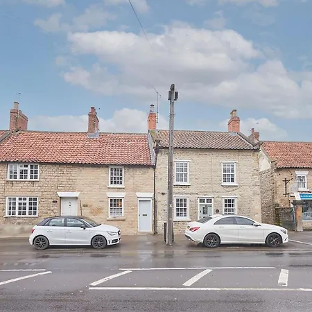 Host & - Rose Cottage, *