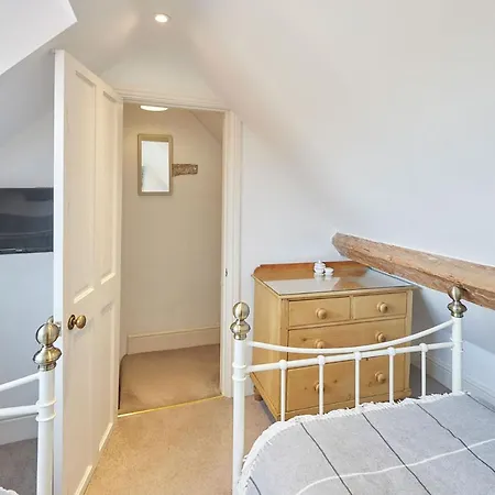 Host & - Rose Cottage, Ferienhaus *