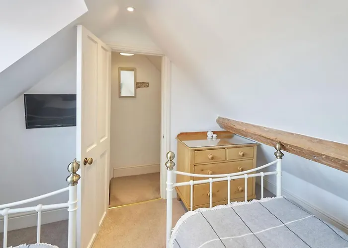 Host & - Rose Cottage, Holiday home *